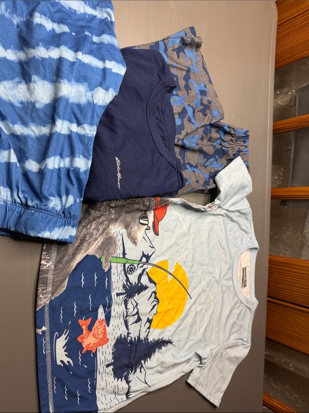Kid’s 4-piece Eddie Bauer Pajama set.    Size: small/7-8